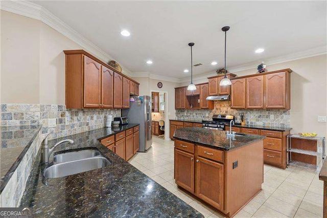 8165 Majors Glen Court, Cumming, GA 30041