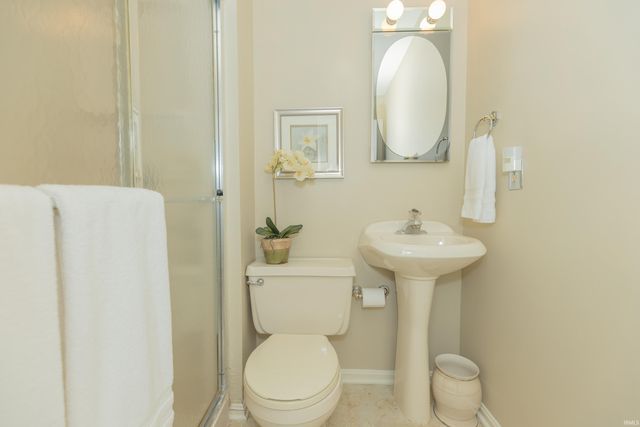 112 Montclair Court, Evansville, IN 47715