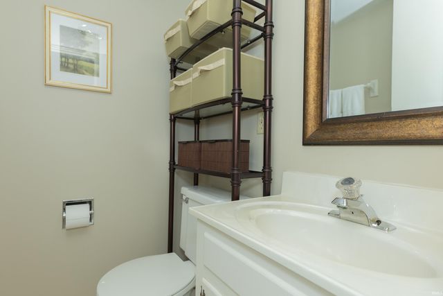 112 Montclair Court, Evansville, IN 47715
