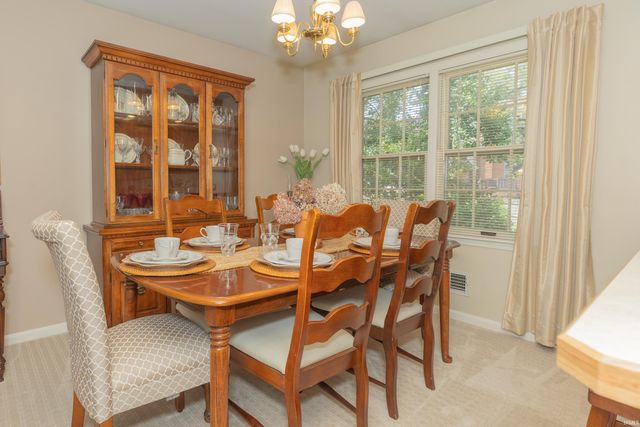 112 Montclair Court, Evansville, IN 47715