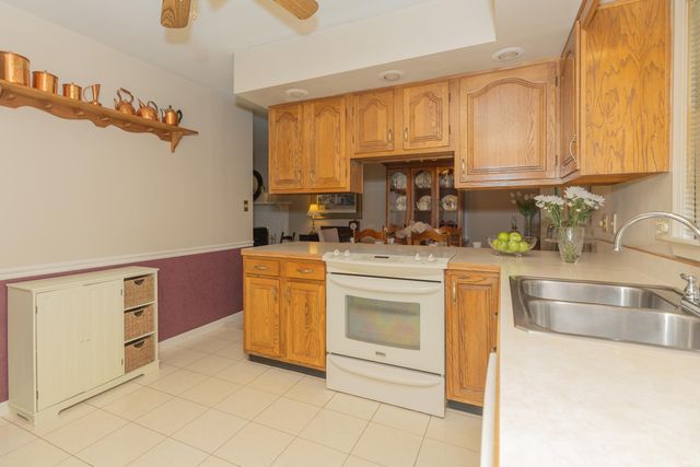 112 Montclair Court, Evansville, IN 47715