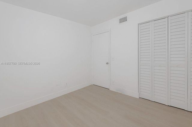 10434 Sunrise Lakes Blvd 109, Sunrise, FL 33322