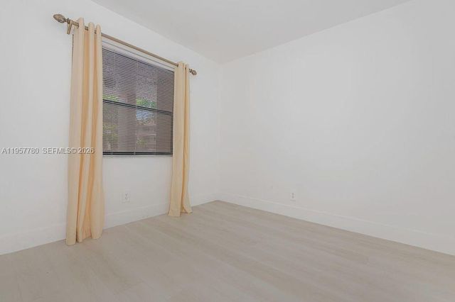 10434 Sunrise Lakes Blvd 109, Sunrise, FL 33322