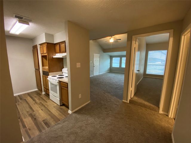 9696 Walnut 317, Dallas, TX 75243