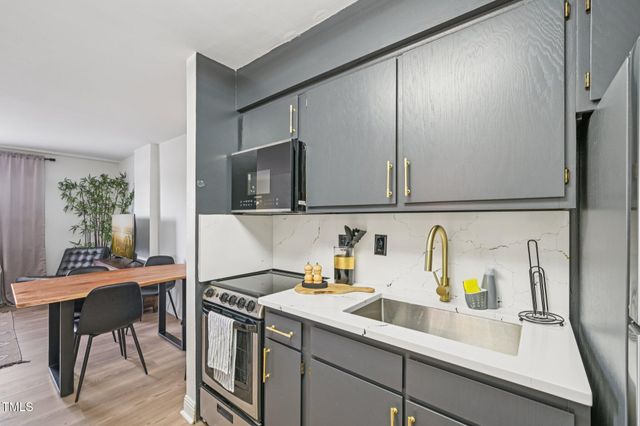 4700 Westgrove Street 721, Raleigh, NC 27606