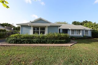 14871 SW 156th St, Miami, FL 33187