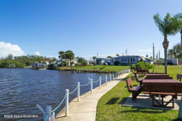 2975 Indian River Drive NE, Palm Bay, FL 32905