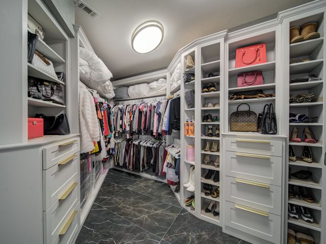 3608 Parkhurst Circle, Richardson, TX 75082