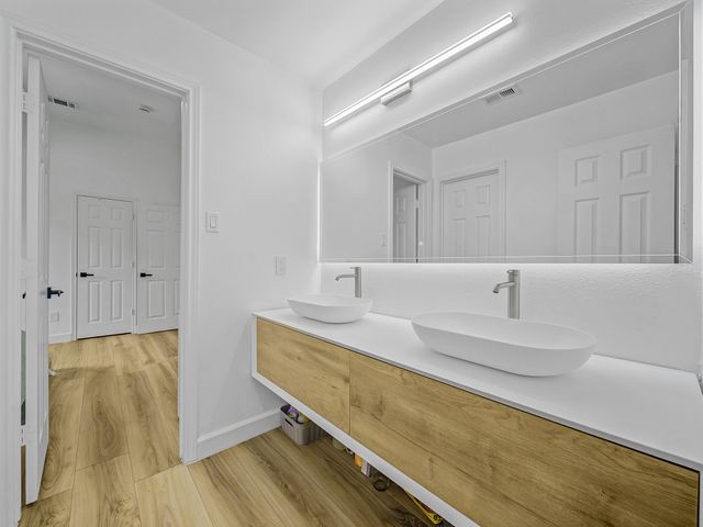 3608 Parkhurst Circle, Richardson, TX 75082
