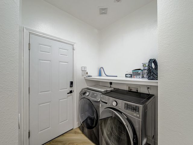 3608 Parkhurst Circle, Richardson, TX 75082