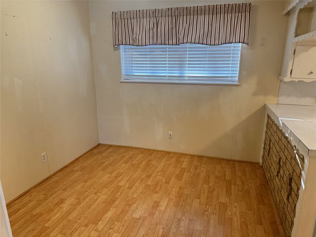 712 S Spears Street, Alvarado, TX 76009