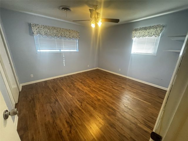 712 S Spears Street, Alvarado, TX 76009