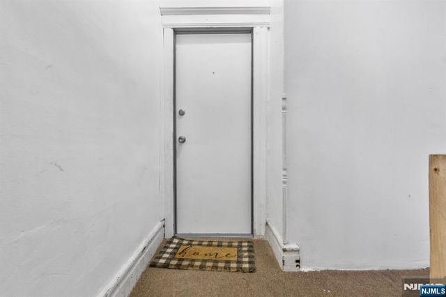 211 13th Street, Newark, NJ 07107