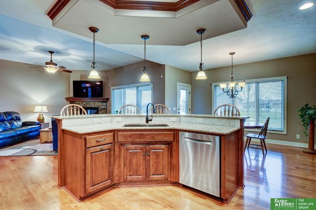 12647 S 80 Street, Papillion, NE 68046