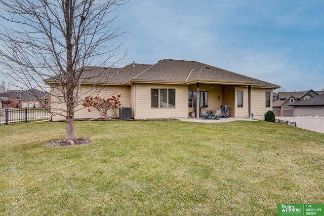 12647 S 80 Street, Papillion, NE 68046