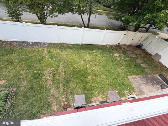 6529 FAIRLAWN DR, Mclean, VA 22101
