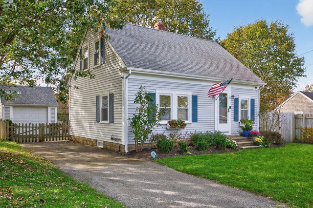 10 Trenton Street, West Yarmouth, MA 02673