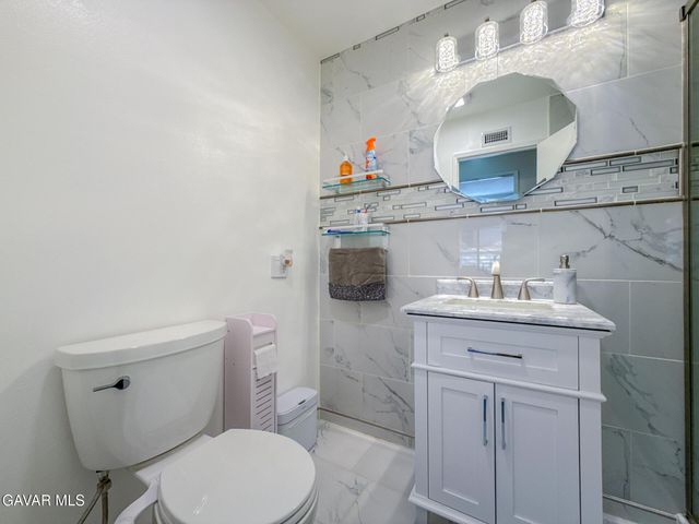 2528 Poker Plant Court, Palmdale, CA 93550