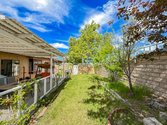 2528 Poker Plant Court, Palmdale, CA 93550