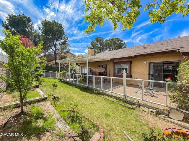 2528 Poker Plant Court, Palmdale, CA 93550