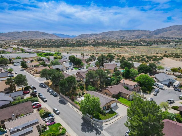 2528 Poker Plant Court, Palmdale, CA 93550