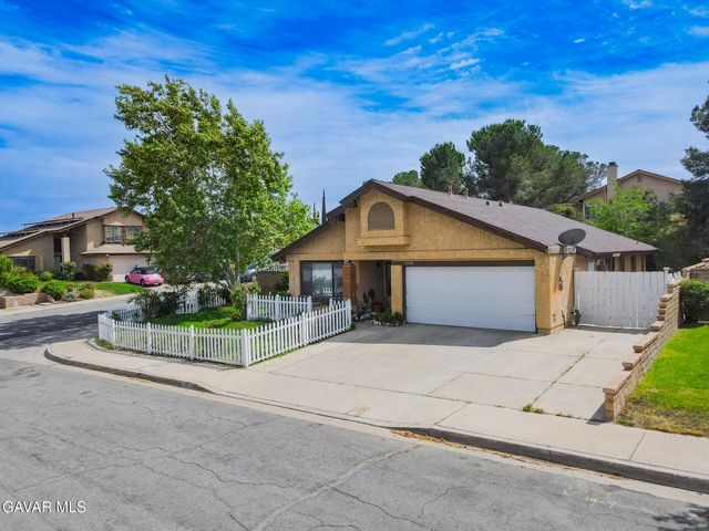 2528 Poker Plant Court, Palmdale, CA 93550