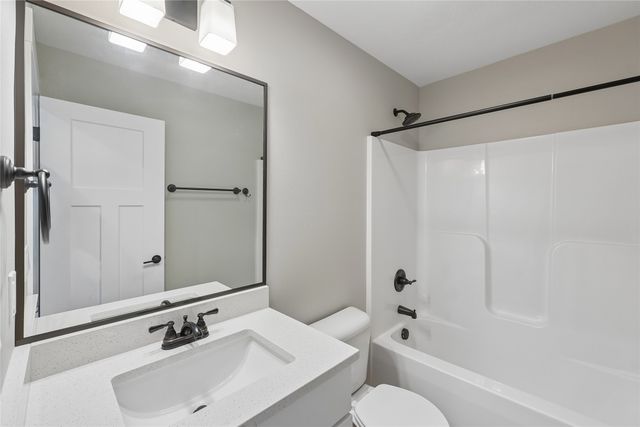 314 NE Meadow Lane, Ankeny, IA 50021