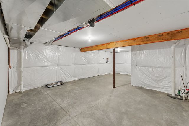 314 NE Meadow Lane, Ankeny, IA 50021