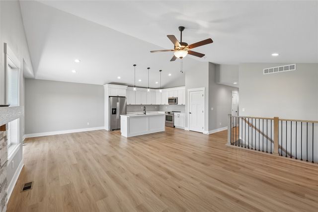 314 NE Meadow Lane, Ankeny, IA 50021