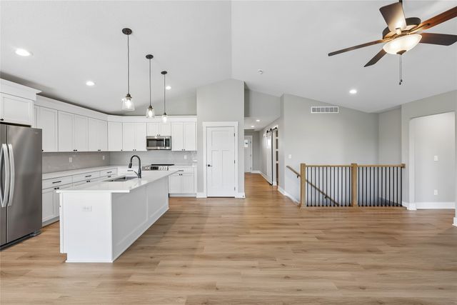314 NE Meadow Lane, Ankeny, IA 50021