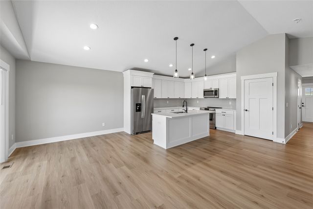 314 NE Meadow Lane, Ankeny, IA 50021