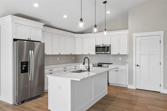314 NE Meadow Lane, Ankeny, IA 50021