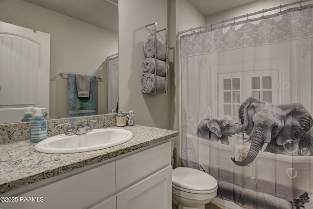 113 S Lakepointe Drive, Lafayette, LA 70506