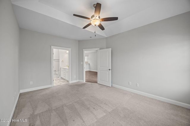 1819 Fox Den Way 3, Greenville, NC 27858