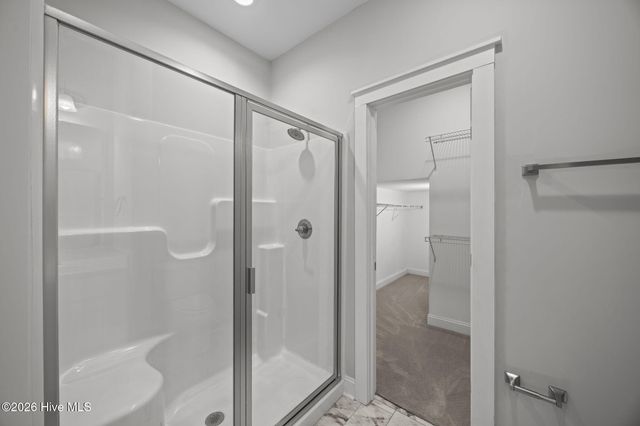 1819 Fox Den Way 3, Greenville, NC 27858