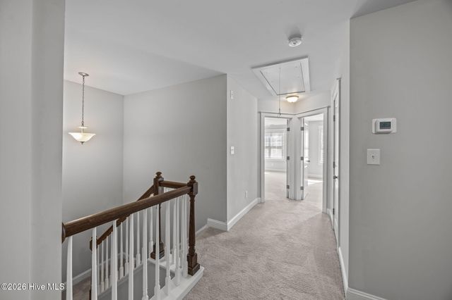 1819 Fox Den Way 3, Greenville, NC 27858