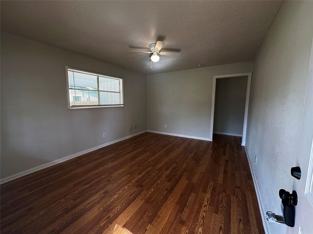 4901 York Hill DR, Austin, TX 78723