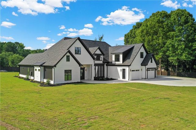 2376 Wall Road, Monroe, GA 30655
