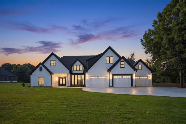 2376 Wall Road, Monroe, GA 30655