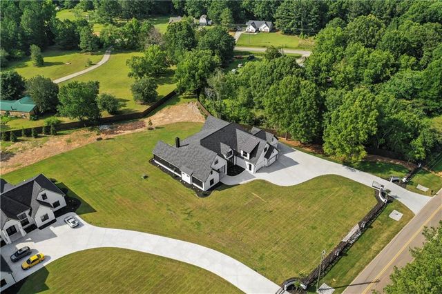 2376 Wall Road, Monroe, GA 30655