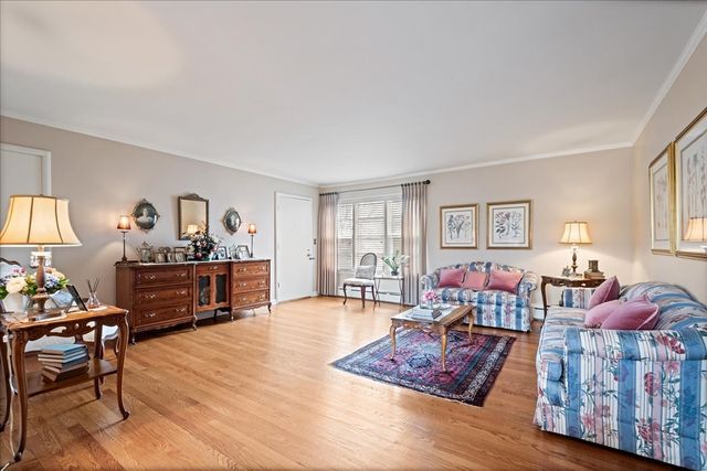 2234 Central Street 3, Evanston, IL 60201