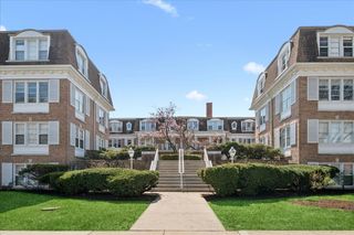 2234 Central Street 3, Evanston, IL 60201