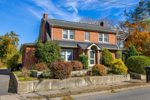 705 RICHMOND AVE, Staunton, VA 24401