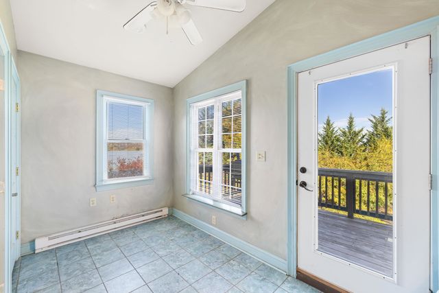 705 RICHMOND AVE, Staunton, VA 24401