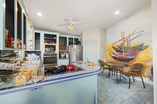 705 RICHMOND AVE, Staunton, VA 24401