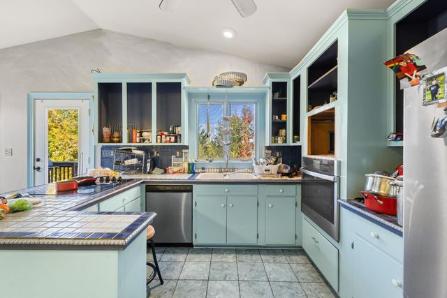 705 RICHMOND AVE, Staunton, VA 24401