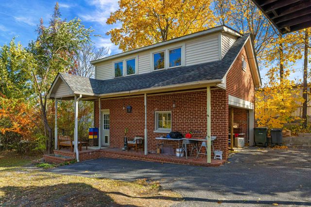 705 RICHMOND AVE, Staunton, VA 24401