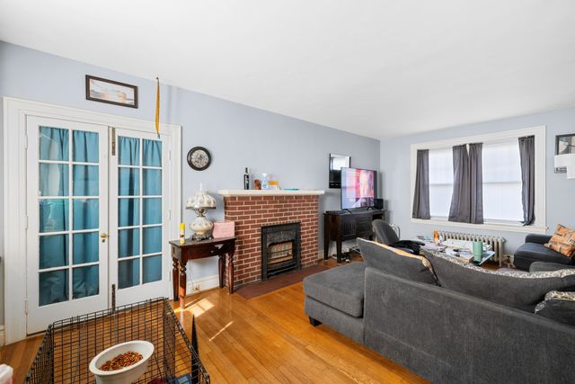 705 RICHMOND AVE, Staunton, VA 24401