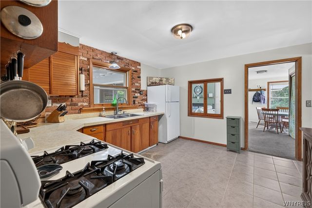8579 Southwestern Boulevard, Evans, NY 14006