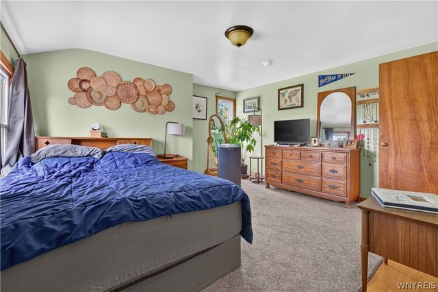 8579 Southwestern Boulevard, Evans, NY 14006